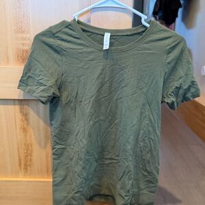 Athleta In Motion Tee Ginseng Olive